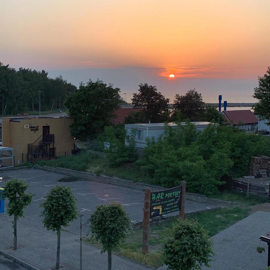 Dom Wczasowy Portowa Przystan 150M Od Plazy Mrzeżyno Eksteriør billede